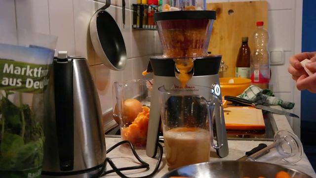 Test wyciskarki do soków Moulinex Infiny Press Revolution смотреть онлайн