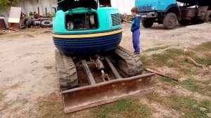 Купили мини эксковатор