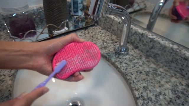 Como limpar a Tangle Teezer sem danificar as cerdas смотреть онлайн