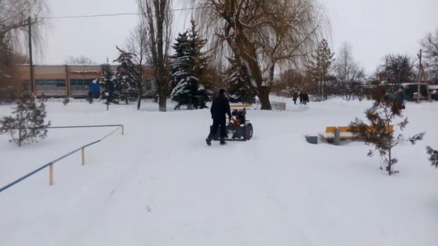 Мотоблок - велика сила в селі. смотреть онлайн