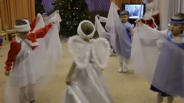 танец с шарфами смотреть онлайн