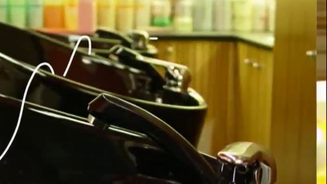 SALON PETRA MĚCHUROVÁ - prezentace vybavení Salonu смотреть онлайн