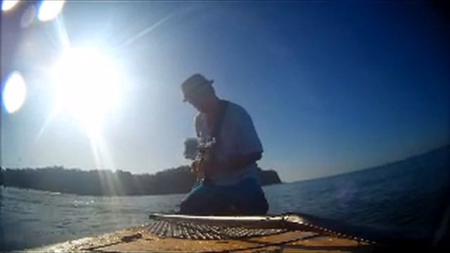 Electric Guitar played on Paddleboard, thru AMP . смотреть онлайн