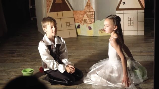 Театральная постановка в студии Моменто. Театр Самара. смотреть онлайн