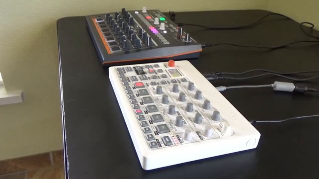 Arturia DrumBrute Impact - Elektron Model:Samples смотреть онлайн