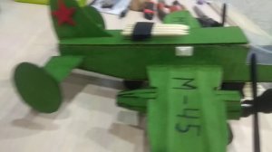 Поделка на 23 февраля, 9 мая. Как сделать самолёт из картона