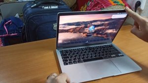 Купил MacBook Air 13 M1 8/256 2021год. Для админа на удалёнке отличный вариант.