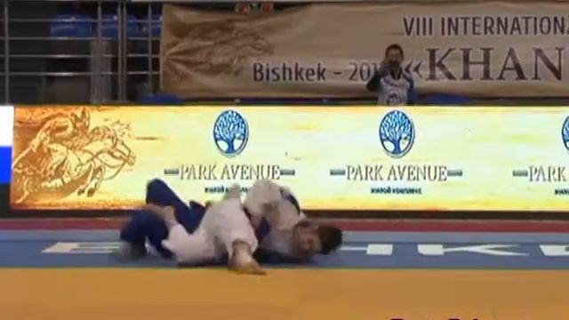 Дзюдо. Турнир "Хан Манас"-2017. Финал 48 кг. А.Абужакунова (Казахстан)-А.Куанышева (Казахстан) смотреть онлайн