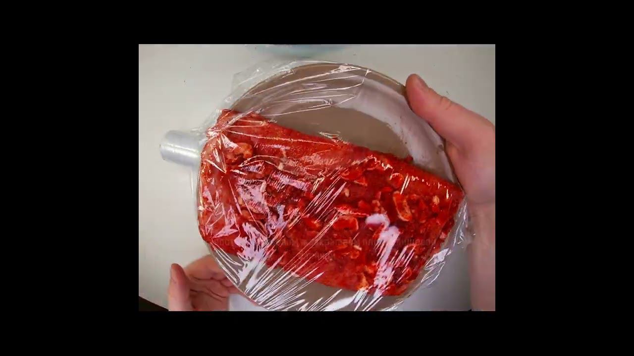 Как засолить Лосось, Красную рыбу, семгу. Секретная засолка с чесноком и паприкой. Salted salmon смотреть онлайн