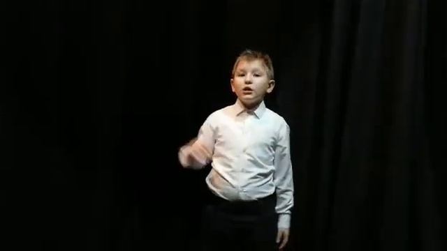 Тропашко Павел читает "Старый вяз" Якова Акима. смотреть онлайн