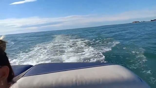 Озеро Алаколь, ВКО. Катаемся на катере, 24.06.2019 смотреть онлайн