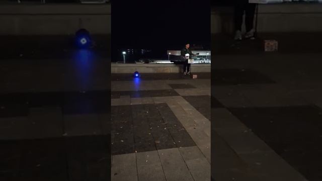 VID_20231111_215737_946.mp4