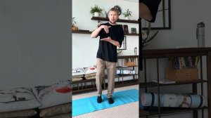 5 простых упражнений для легкости в ногах