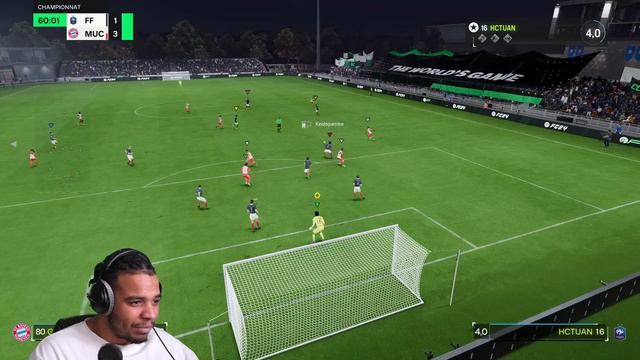 FIFA AVEC LA FRIENDLY FAMILY (Je suis le pire gardien au monde) смотреть онлайн