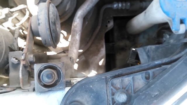 ЗАМЕНА ЛАМПЫ БЛИЖНЕГО СВЕТА ПРАВАЯ KIA CEED 2010 смотреть онлайн