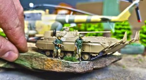 Модель БМП для диорамы с вертолетом МИ-8. Про машинки