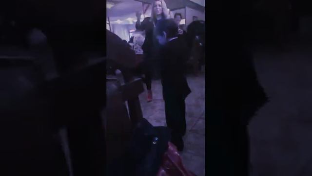 Мальчик поёт песню смотреть онлайн