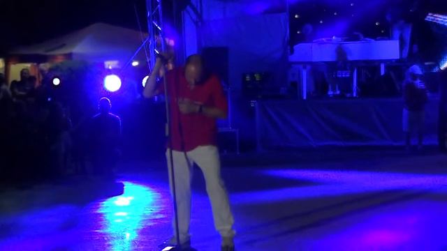 Cantano Rossella Ferrari E Giubertoni(cartura2013)renato