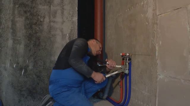 Монтаж труб Рехау Способ сборки трубы Рехау смотреть онлайн