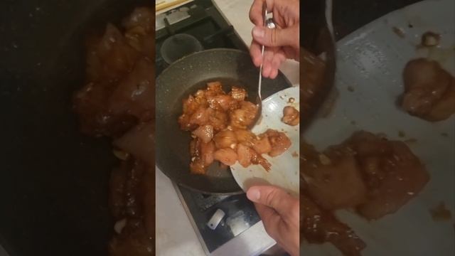 макарошки с фасолью и грудкой.mp4