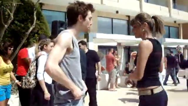 Inaki Fernandez & Yioula смотреть онлайн