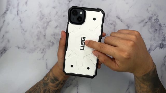 iPhone 14 Plus UAG Pathfinder Series White Urban Armor Gear смотреть онлайн