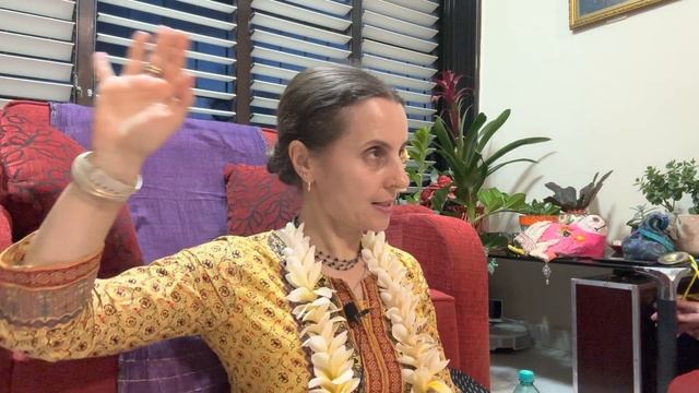 У истоков Гаудия сампрадаи, Глава 5, философии Вайшнавских сампрадай. 11.06.23, Джугала притхи дд смотреть онлайн