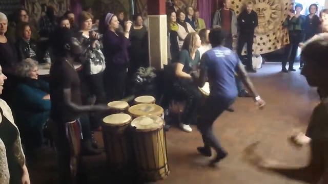 Tuka Tuka dans 2014 смотреть онлайн