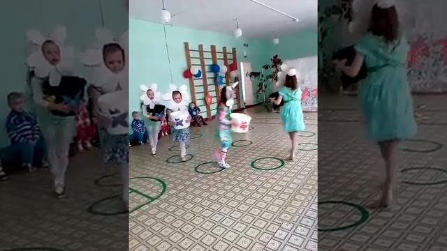 Танец ромашек смотреть онлайн