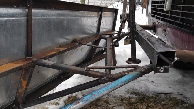 Отвал на Ниву для уборки снега, как делать нельзя! смотреть онлайн