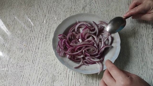 МАРИНОВАНА ЦИБУЛЯ смотреть онлайн