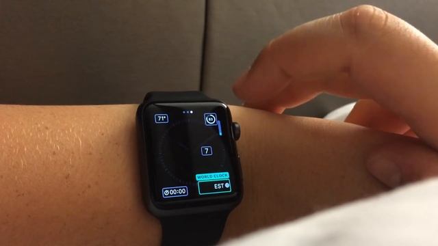 How to set the correct time zone to your Apple Watch смотреть онлайн