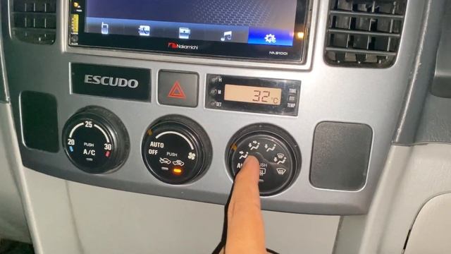 SUV YANG ENAK, NYAMAN, DAN PRAKTIS INI HARGANYA SUDAH MENARIK! | REVIEW SUZUKI GRAND ESCUDO 2.0 M/T смотреть онлайн