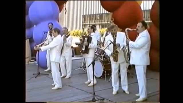 25 Ретро-бэнд 