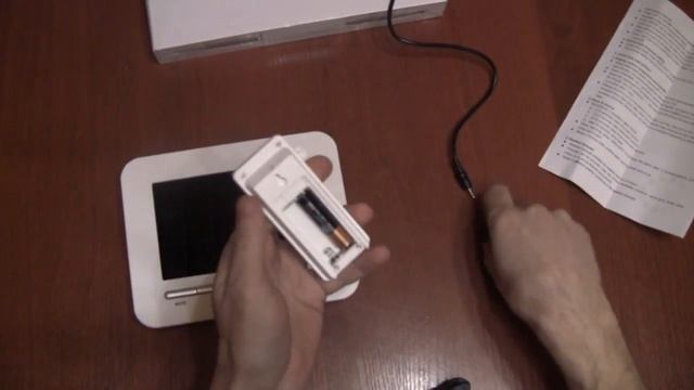 Китайская погодная станция с барометром и внешним беспроводным датчиком - обзор TS-76 смотреть онлайн