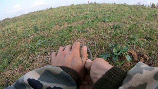 КОПАЕМ СТАРИНУ ОКОЛО ДЕРЕВНИ смотреть онлайн