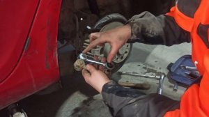 Меняем задние линки (стойки стабилизатора СПУ) на Skoda Oktavia A5