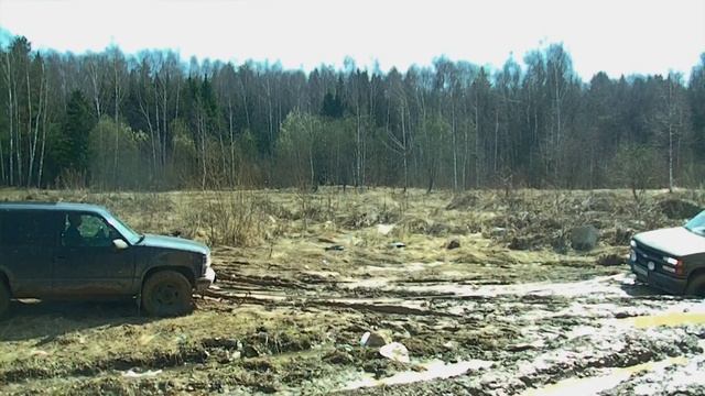 Тахо400 тащит Субур400 смотреть онлайн