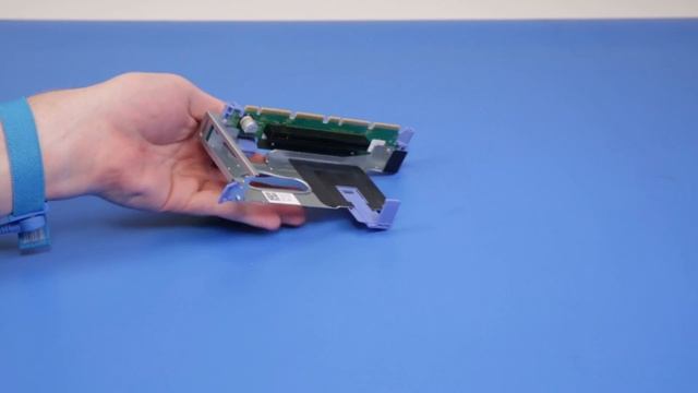 Dell EMC PowerEdge R640: Remove/Install PCI Card смотреть онлайн