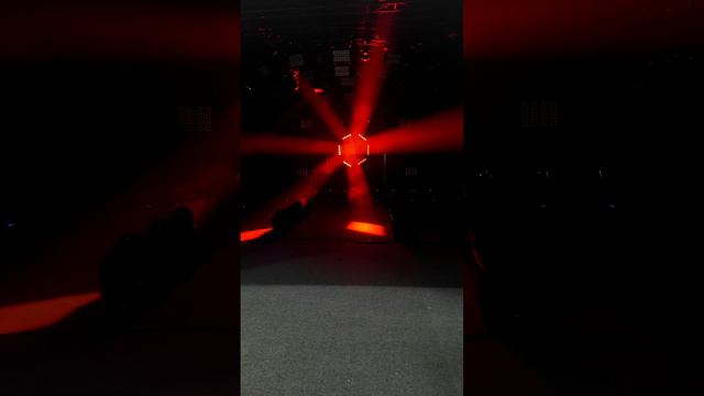 Световое шоу на выставке смотреть онлайн