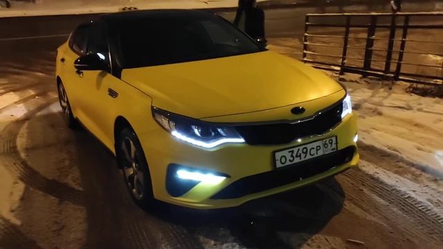 оклейка авто пленкой под такси смотреть онлайн