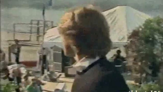 Andy Gibb Time Is Time смотреть онлайн