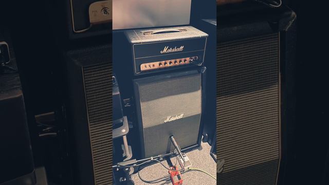 I’m trapped under ice! (Phone mic) смотреть онлайн