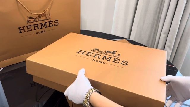 ? Обзор наборов банных полотенец от Hermes в ShikHouse.ru смотреть онлайн