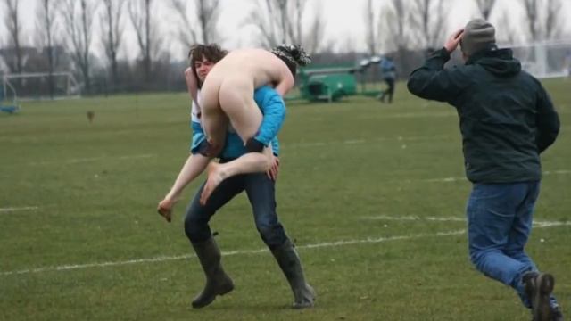 Bottle Match 2015 смотреть онлайн