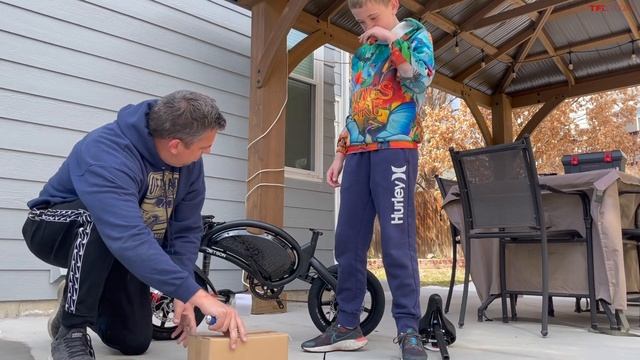 Jetson Bolt Pro: I Just Bought And Assembled The CHEAPEST E-Bike Around — Here's How It Works! смотреть онлайн