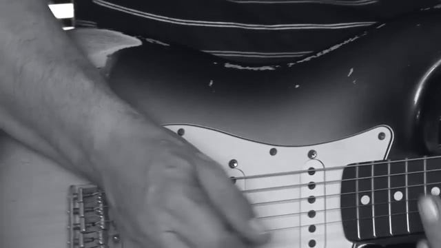 2008 Fender Custom Shop '61 Relic Stratocaster смотреть онлайн