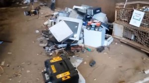 НАШЛИ БАЗУ СТАСА АСКЕТА | БАЗА КОРМИТ