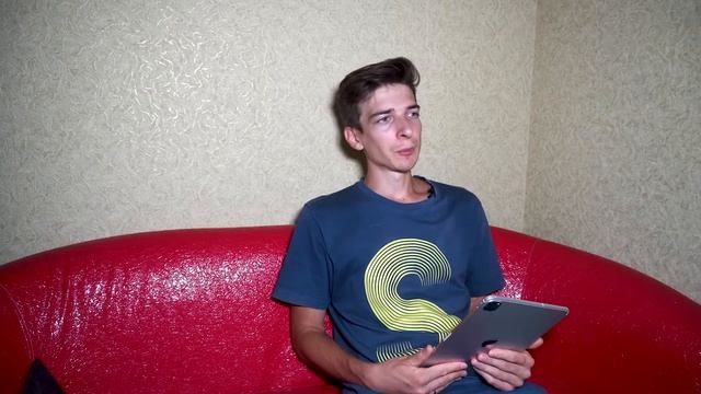 iPad Pro 2020 против MacBook Pro 13 2020 смотреть онлайн