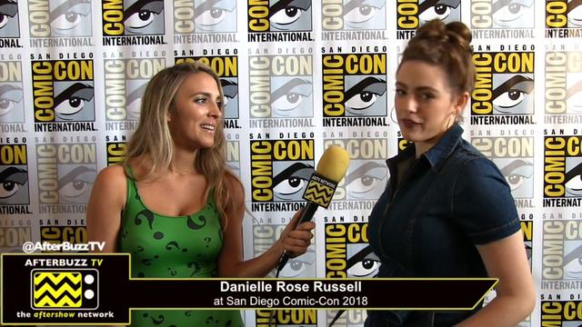Danielle Rose Russell (Legacies) | San Diego Comic-Con 2018 смотреть онлайн